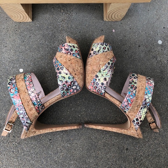 Vince Camuto Multicolor Python Cork Heel Sandals 6 - Picture 4 of 12